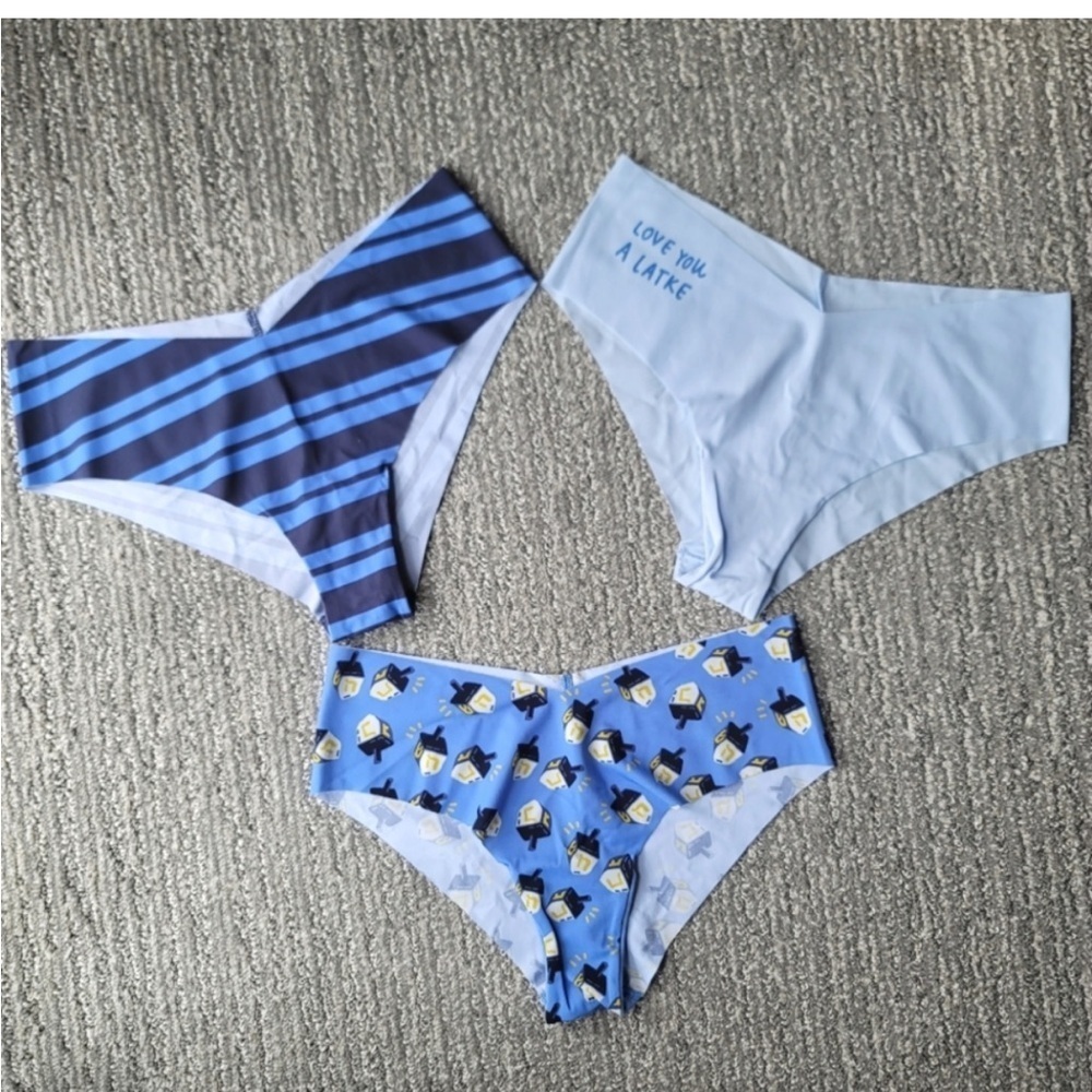 [American Eagle] NWT 'Love You A Latke' 3-Pack No Show Cheeky Panty Set - Picture 3 of 4